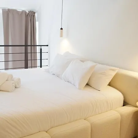 Soho Avec Baignoire Balnéothérapie 2p - Hypercentre Charleville-mézières Appartement *